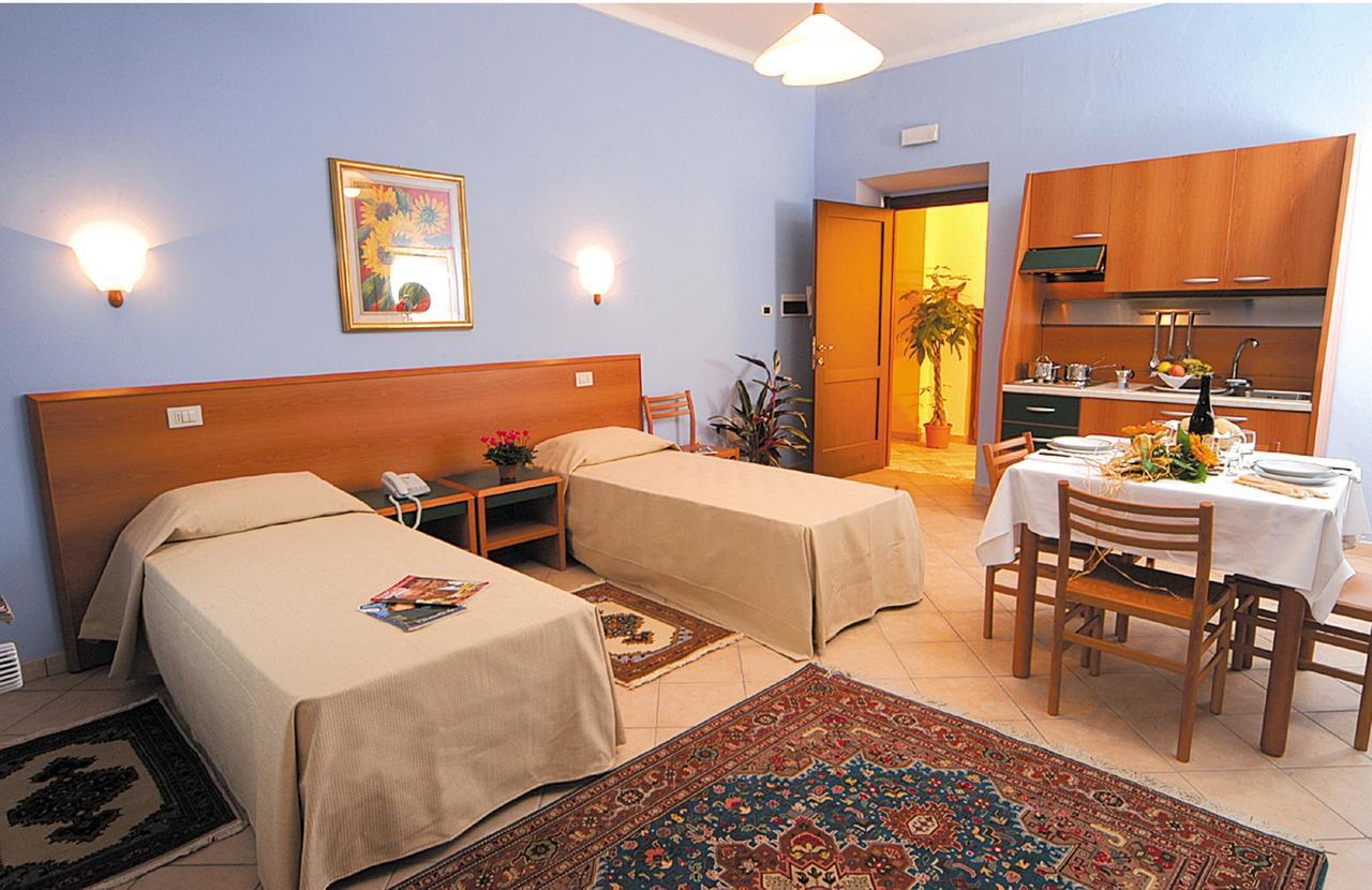 Casa Vacanze Provenzale Torre Pellice Chambre photo