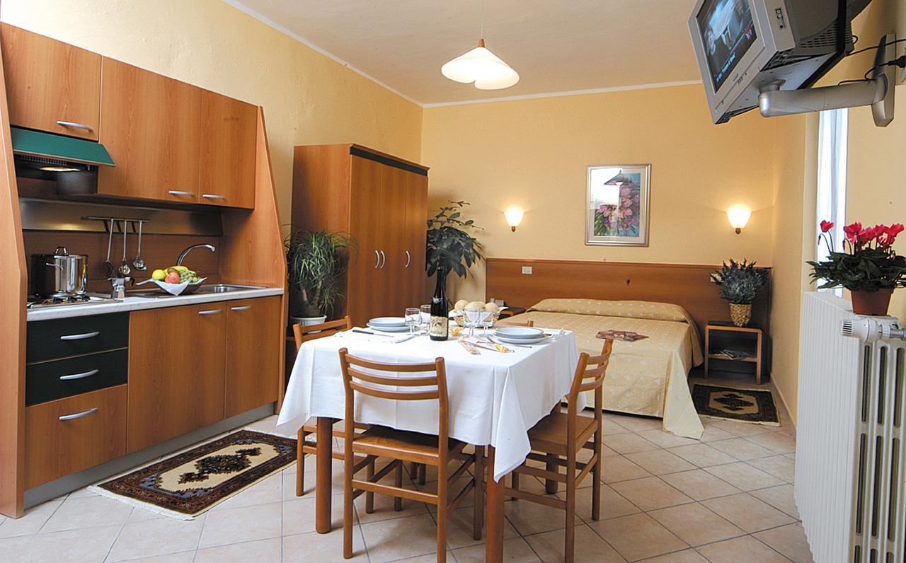 Casa Vacanze Provenzale Torre Pellice Chambre photo